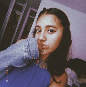 Meet your Posher, Nayellie